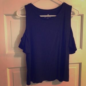 Soft and sexy ribbed cropped top